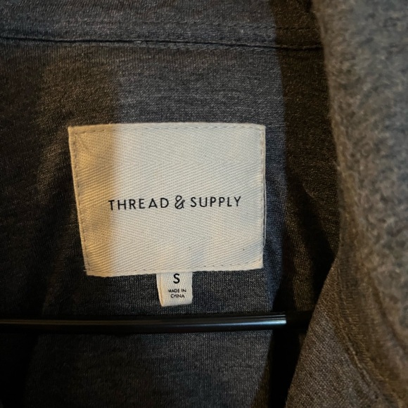 Francesca’s Shacket - Picture 4 of 5